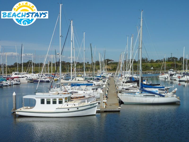 Boat harbour at Picnic Point