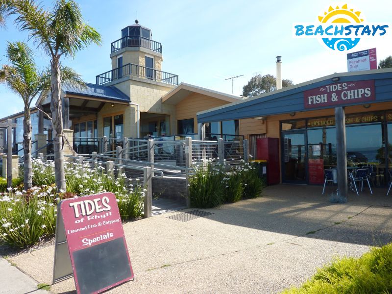Restaurants, Beach Road