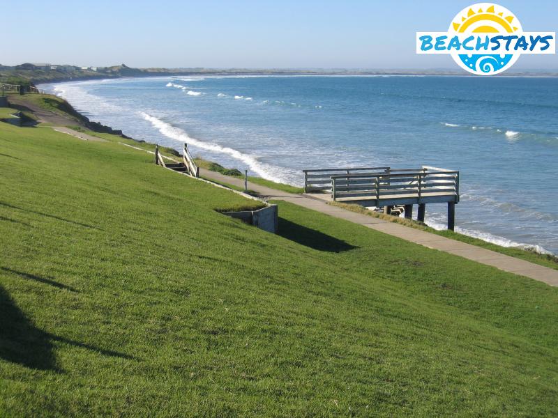 Foreshore and beach at Port Fairy Bay
